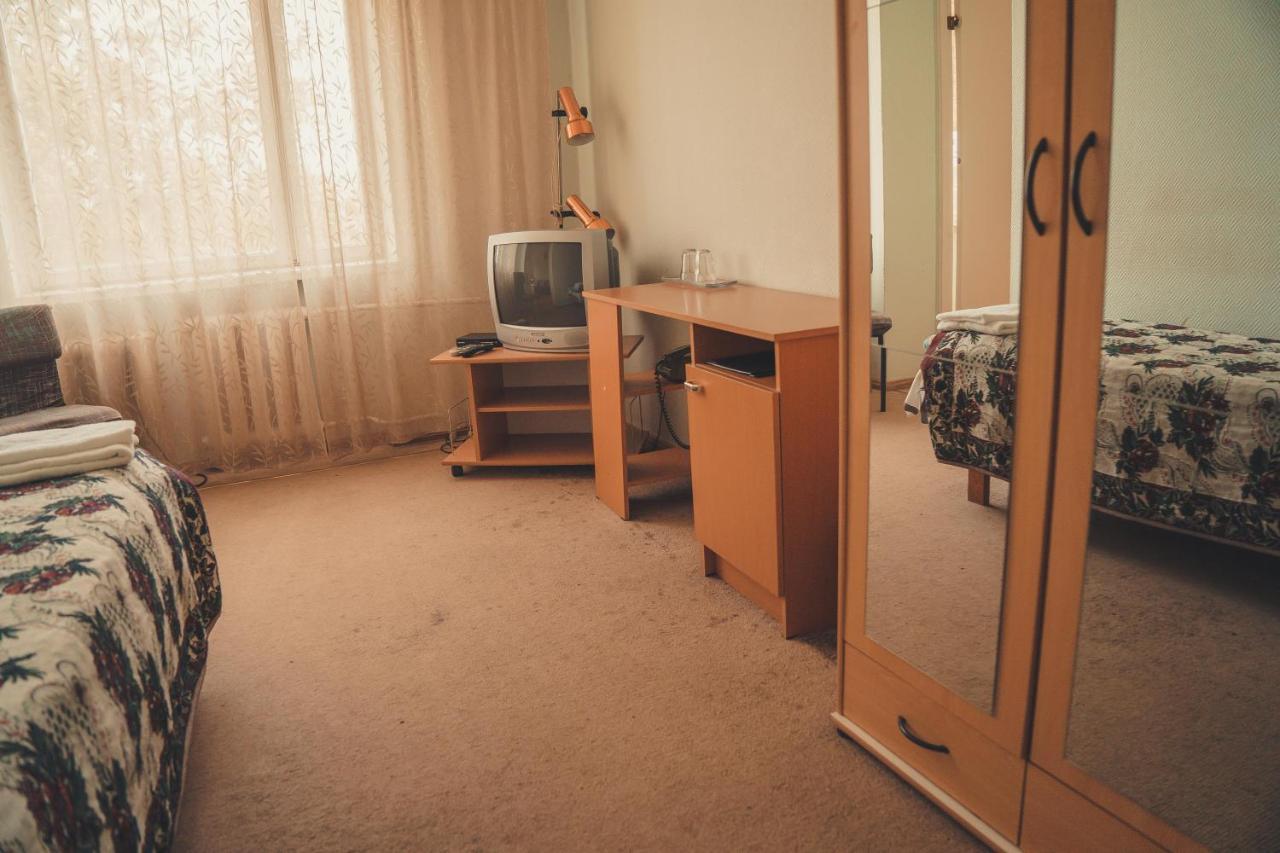 Hotell Paeaesuke Jõhvi Buitenkant foto