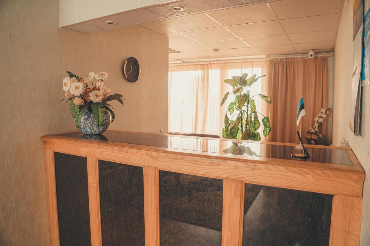 Hotell Paeaesuke Jõhvi Buitenkant foto
