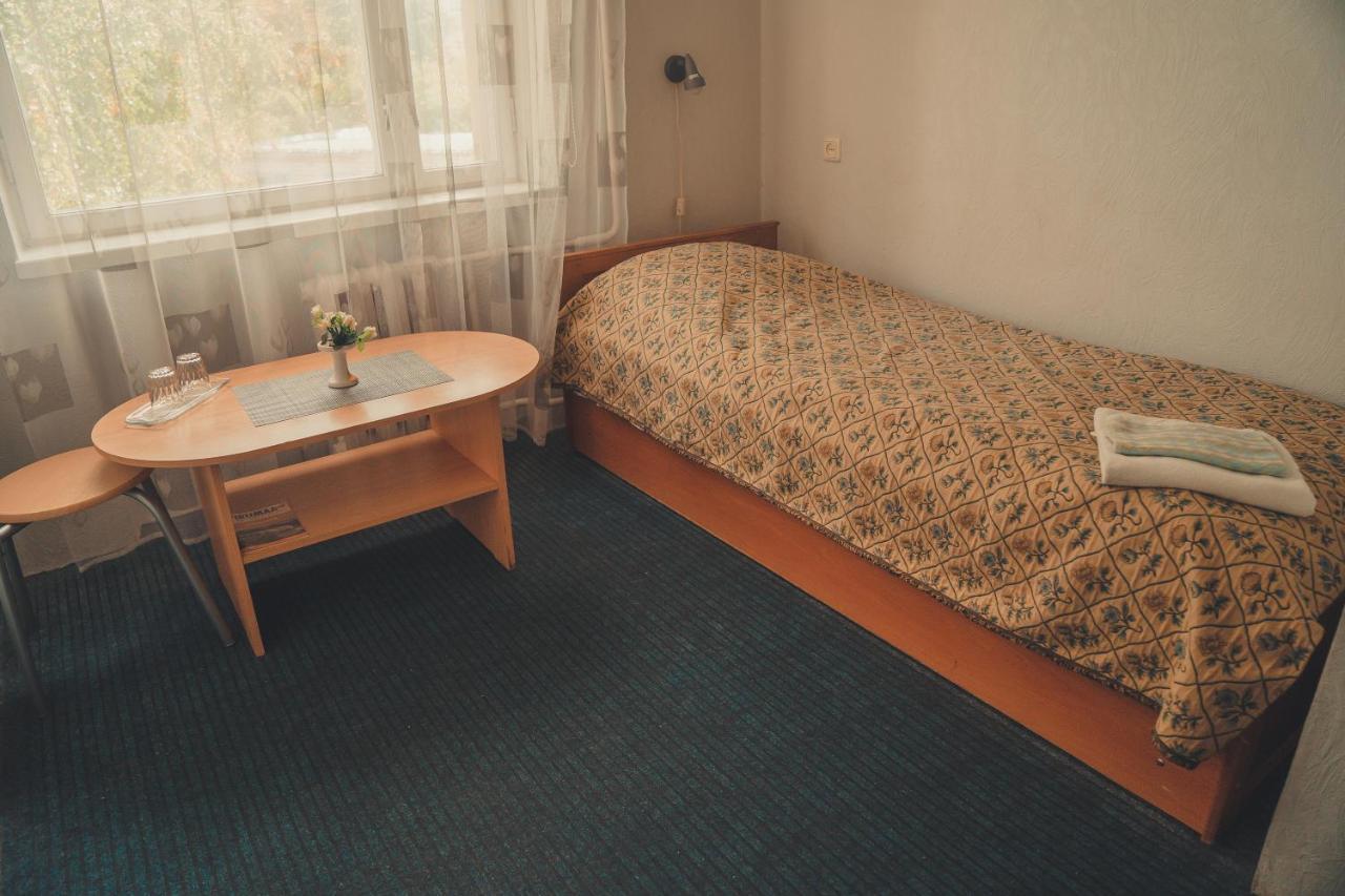 Hotell Paeaesuke Jõhvi Buitenkant foto