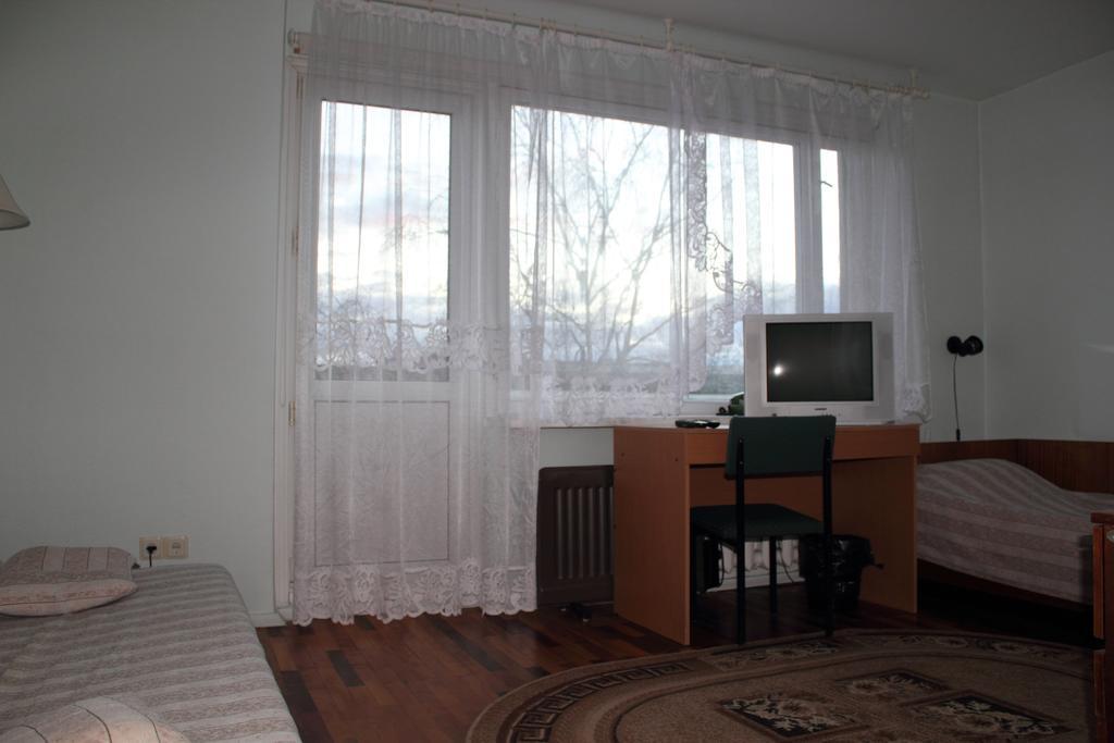 Hotell Paeaesuke Jõhvi Buitenkant foto
