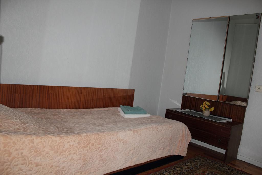 Hotell Paeaesuke Jõhvi Kamer foto
