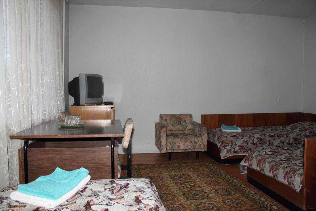 Hotell Paeaesuke Jõhvi Kamer foto